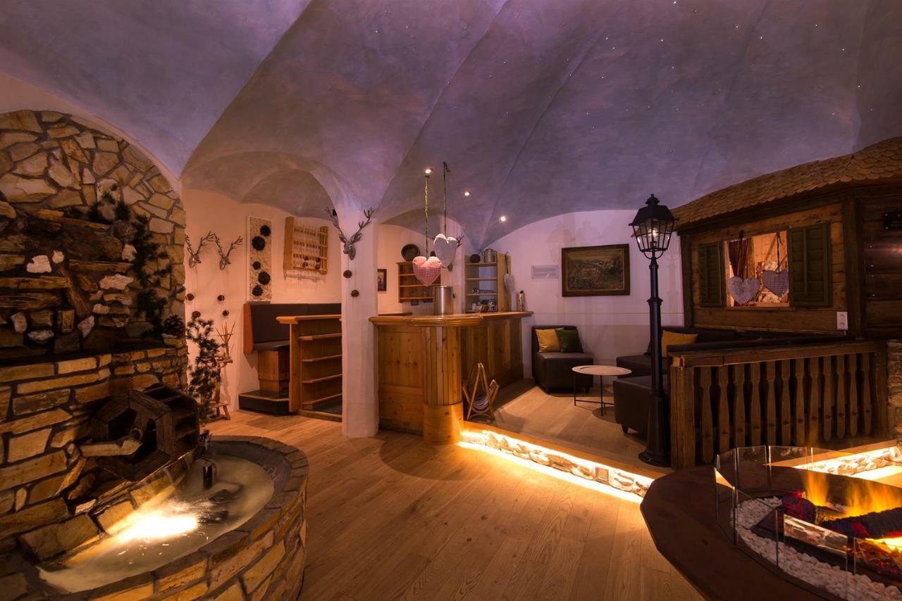 Engel Hotel 4*